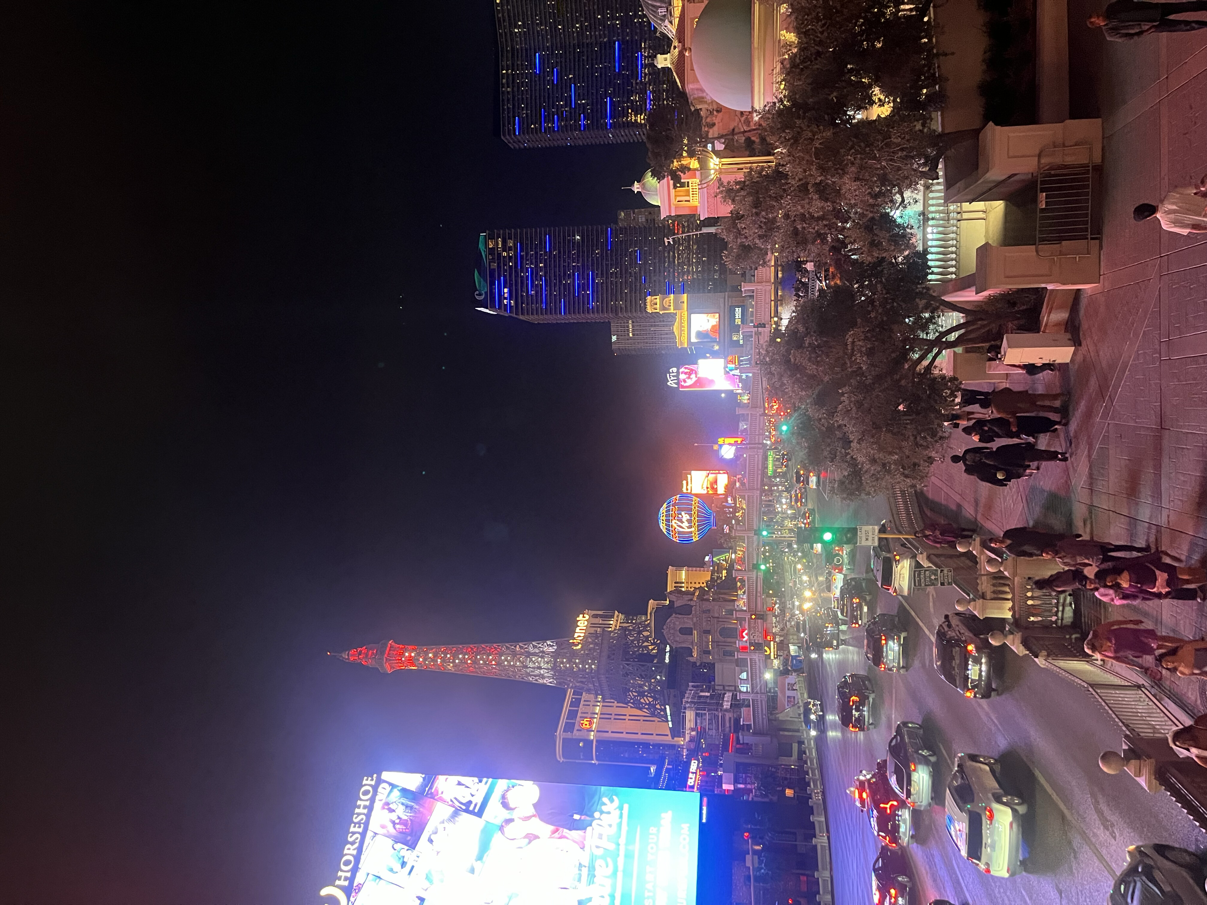 Vegas - tempImageDYLFNV.jpg